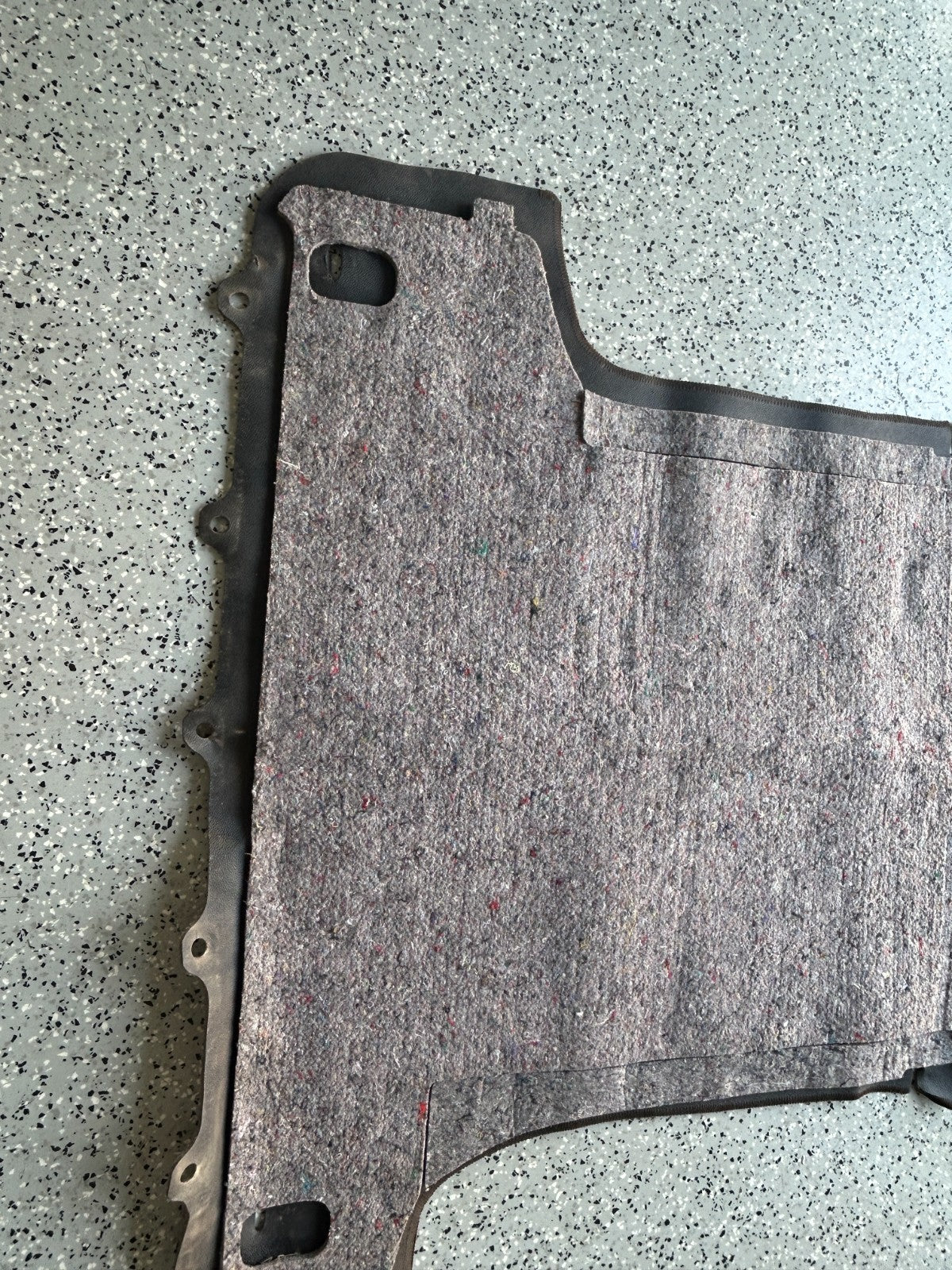 1996-1998 Toyota 4Runner Rear Interior Cab Floor Mat Carpet Brown 58570-35050-E0