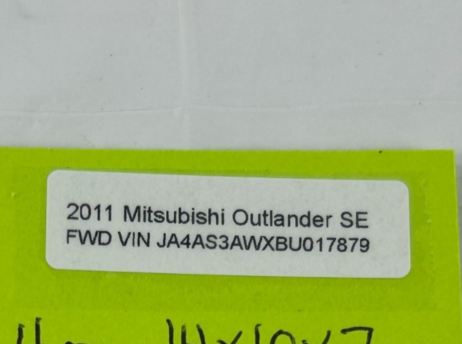 07-13 Mitsubishi Outlander Front Right Side Dashboard End Cap Cover 8002A056ZZ
