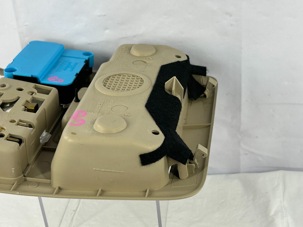 99-03 Lexus RX300 Overhead Dome Map Light w/ Sunroof Switch OEM 63660-0W011-A1