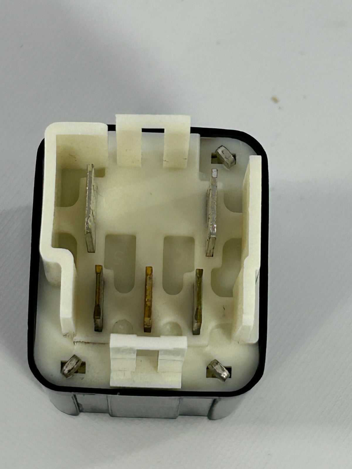 1999-2003 Lexus RX300 Multi-Purpose Fuse Box Relay 4Pin OEM 90987-04002