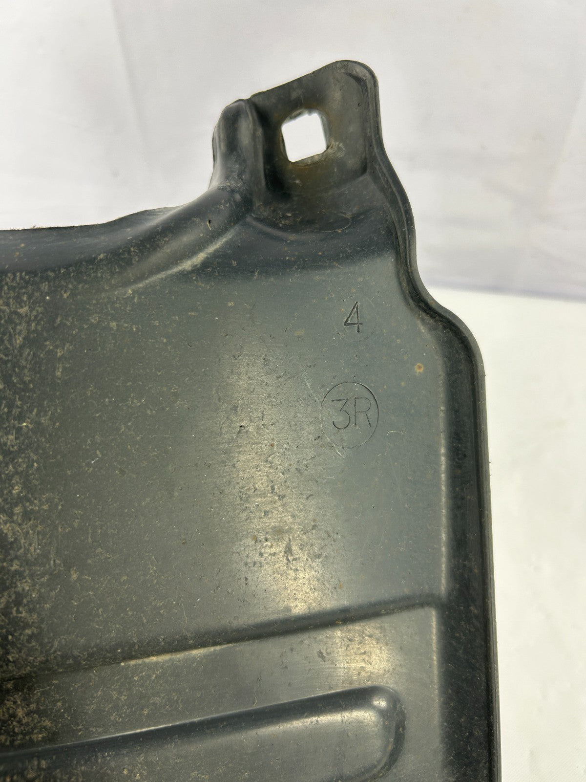 2001-2007 Toyota Sequoia Rear Right Side Quarter Panel Mudguard 76625-0C030