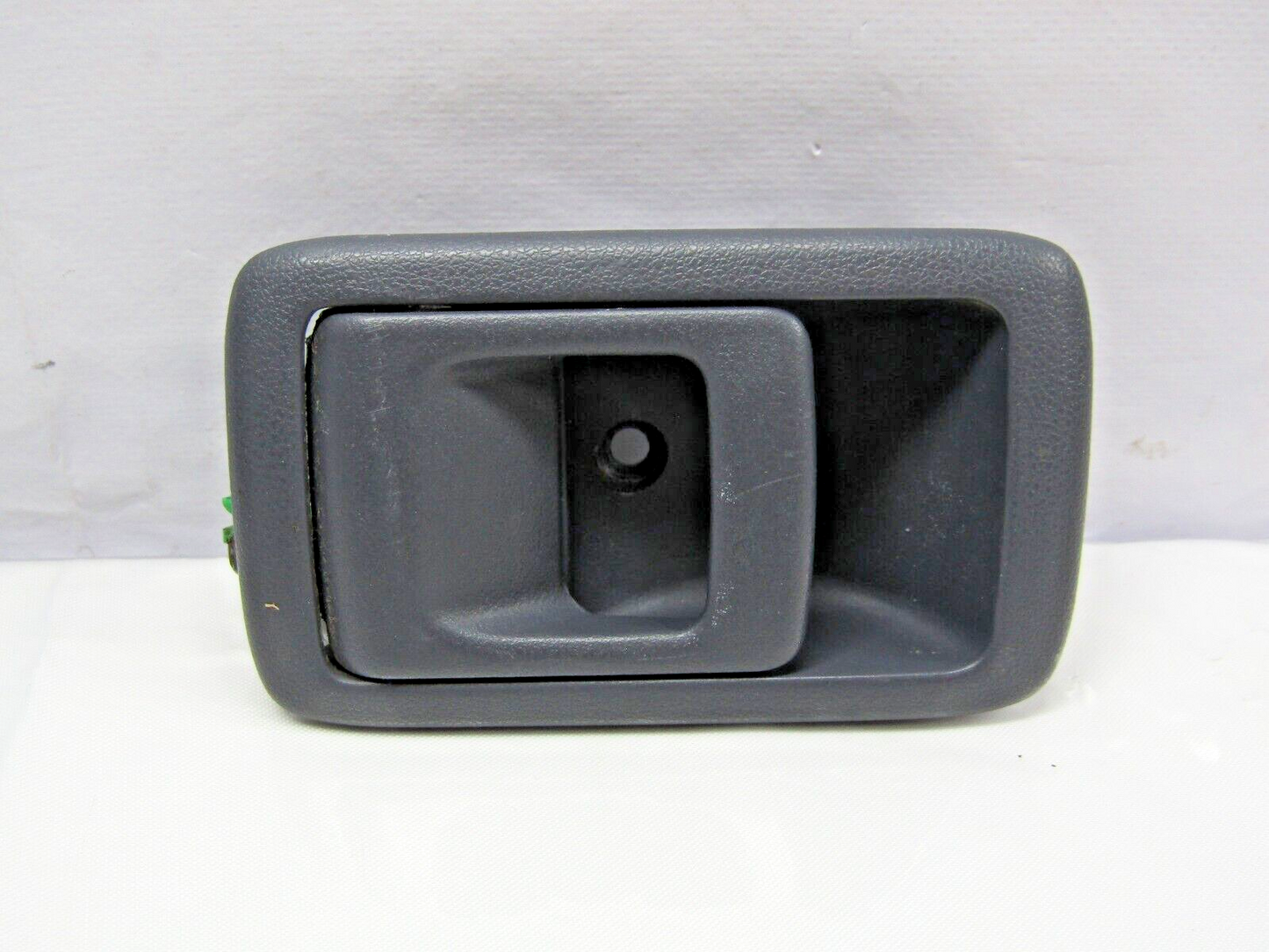 1996-2002 Toyota 4Runner Rear Right Interior Door Handle Gray OEM