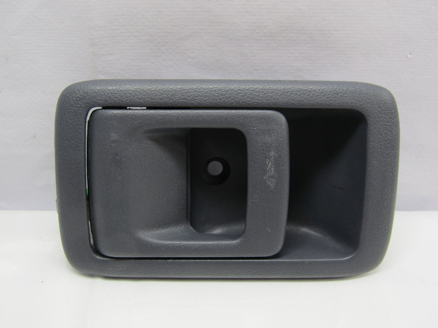 1996-2002 Toyota 4Runner Rear Right Interior Door Handle Gray OEM
