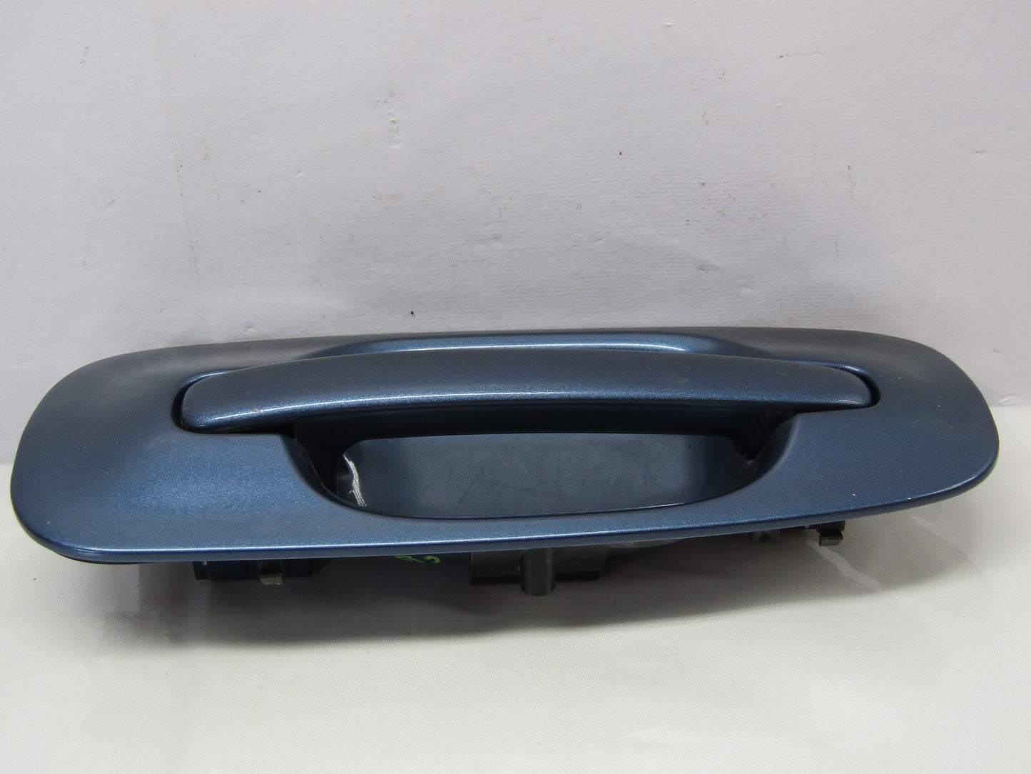 2002-2007 Subaru Impreza Rear Right Side Exterior Door Handle 64Z OEM