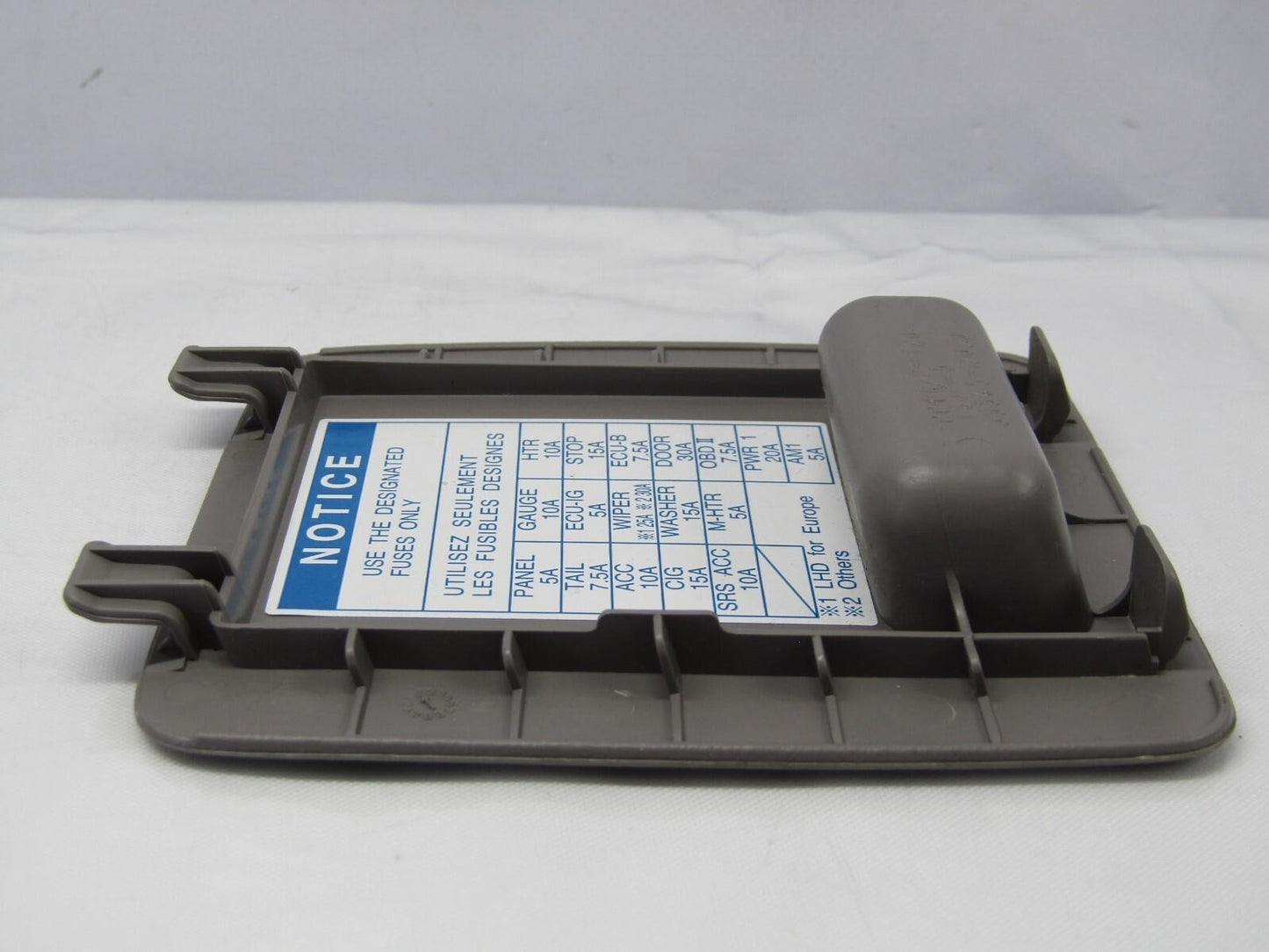 2001-2003 Toyota Prius Fuse Box Panel Relay Cover 55545-47020 Gray Lid OEM