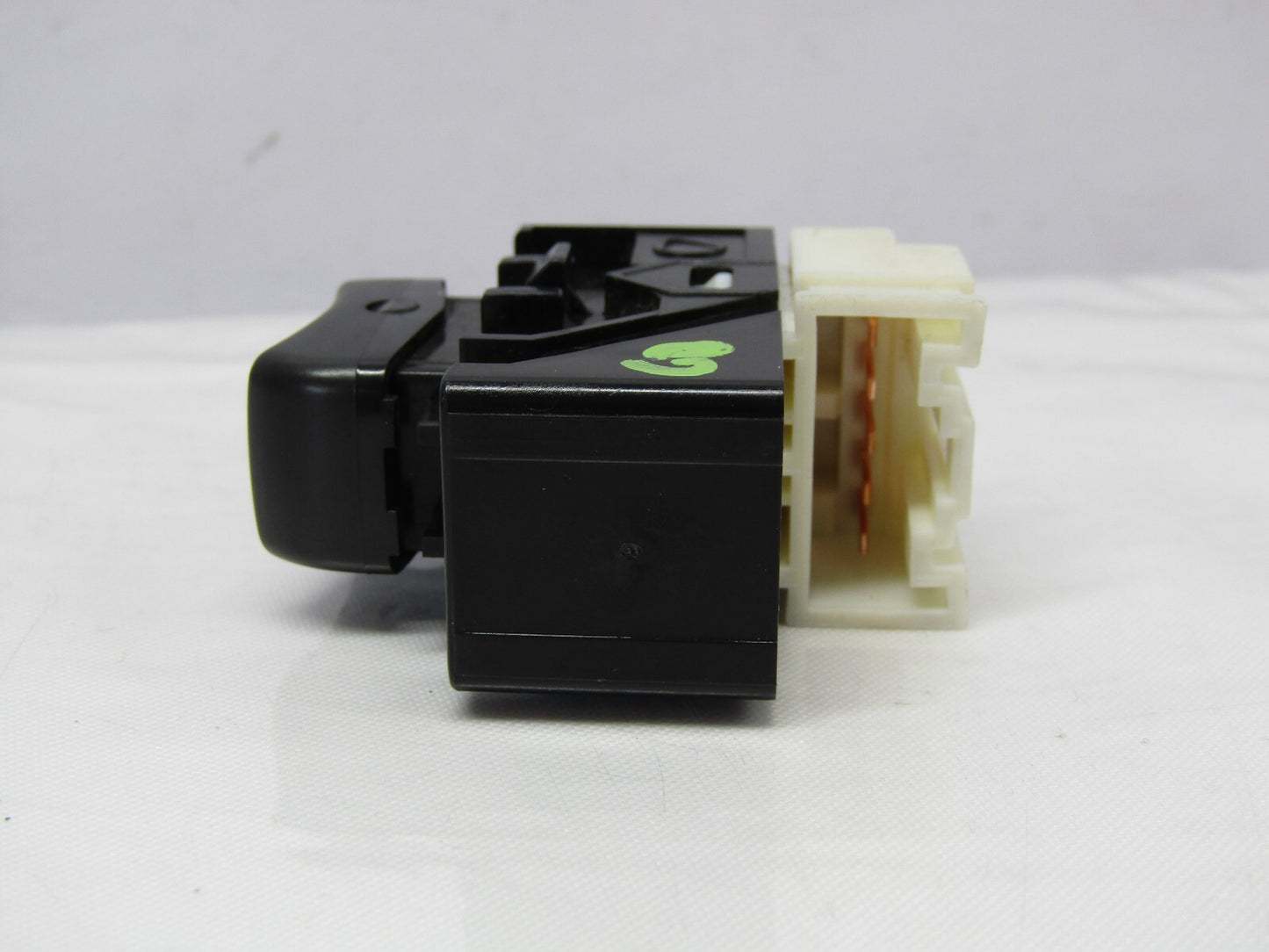 2002-2007 Subaru Impreza Outback Sport Front Right Door Lock Control Switch OEM