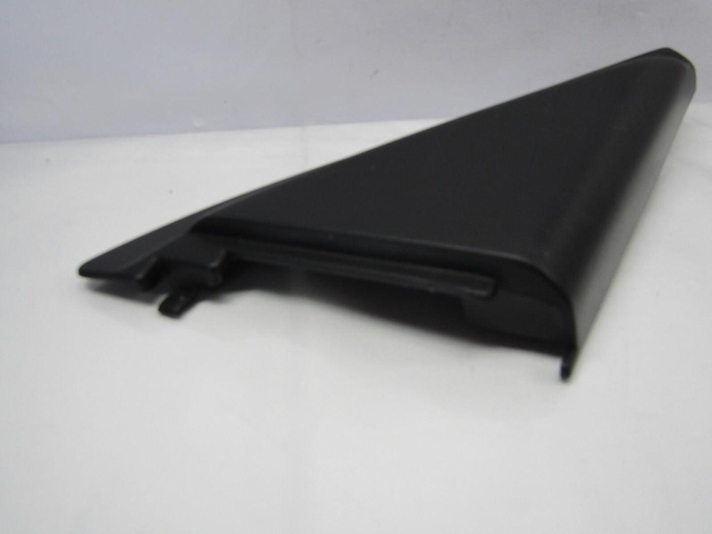 1998-2002 Isuzu Rodeo Right Side Window Corner Mirror Bolt Cover Trim OEM