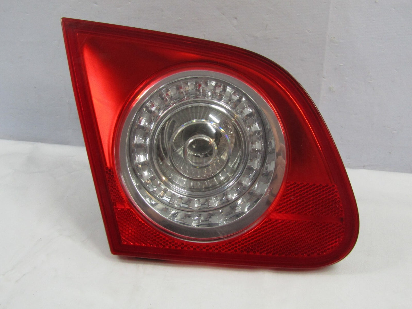 2006-2010 Volkswagen Vw Passat Left Inner Led Tail Light Used OEM