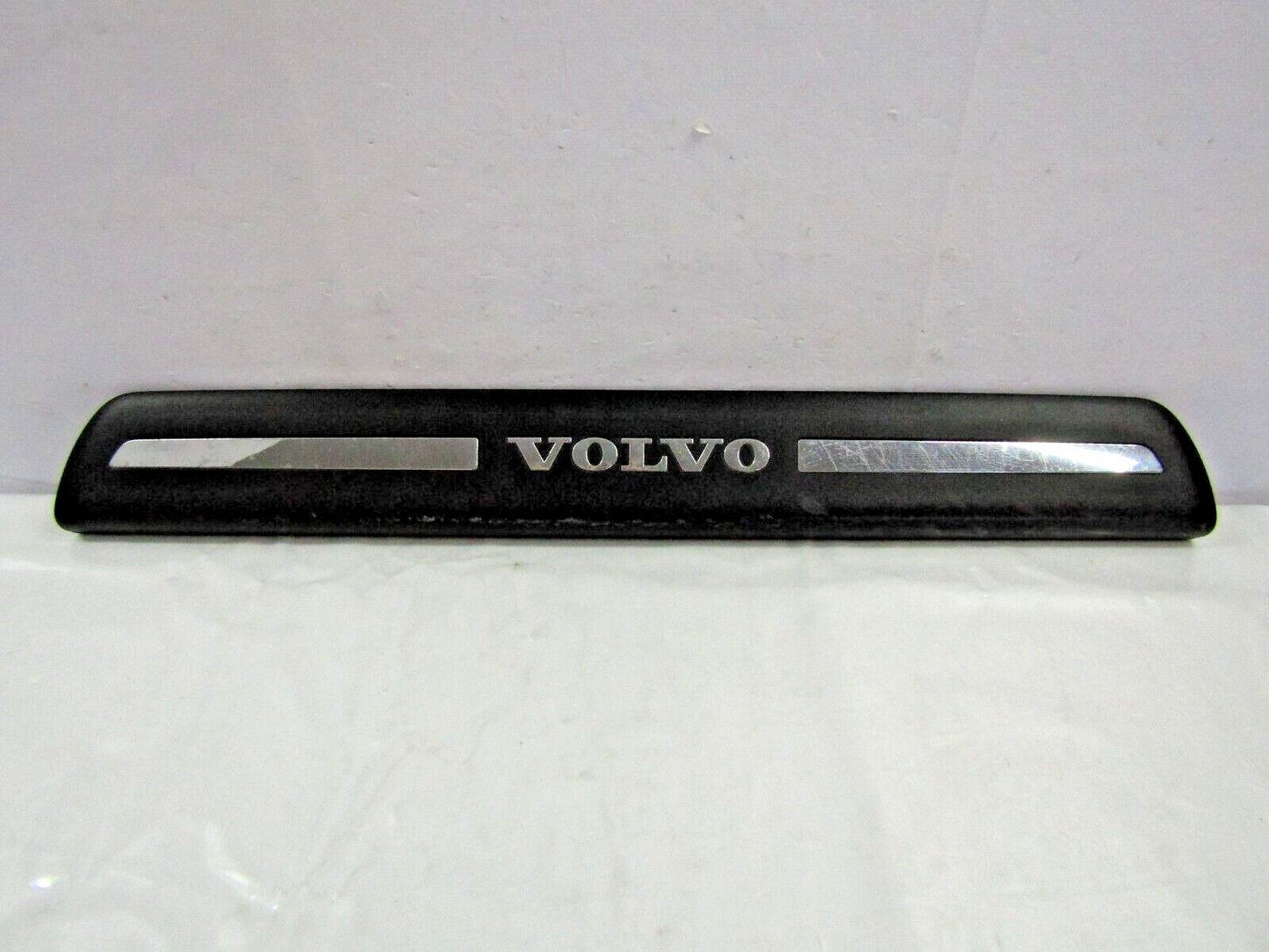 2005-2007 Volvo V50 T5 Door Sill Foot Panel Trim Scuff Plate 08622671 OEM