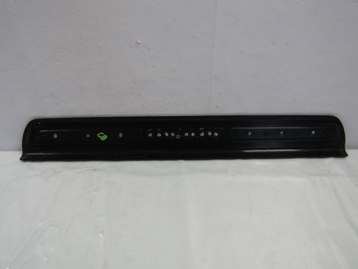 2005-2007 Volvo V50 T5 Door Sill Foot Panel Trim Scuff Plate OEM 08622671