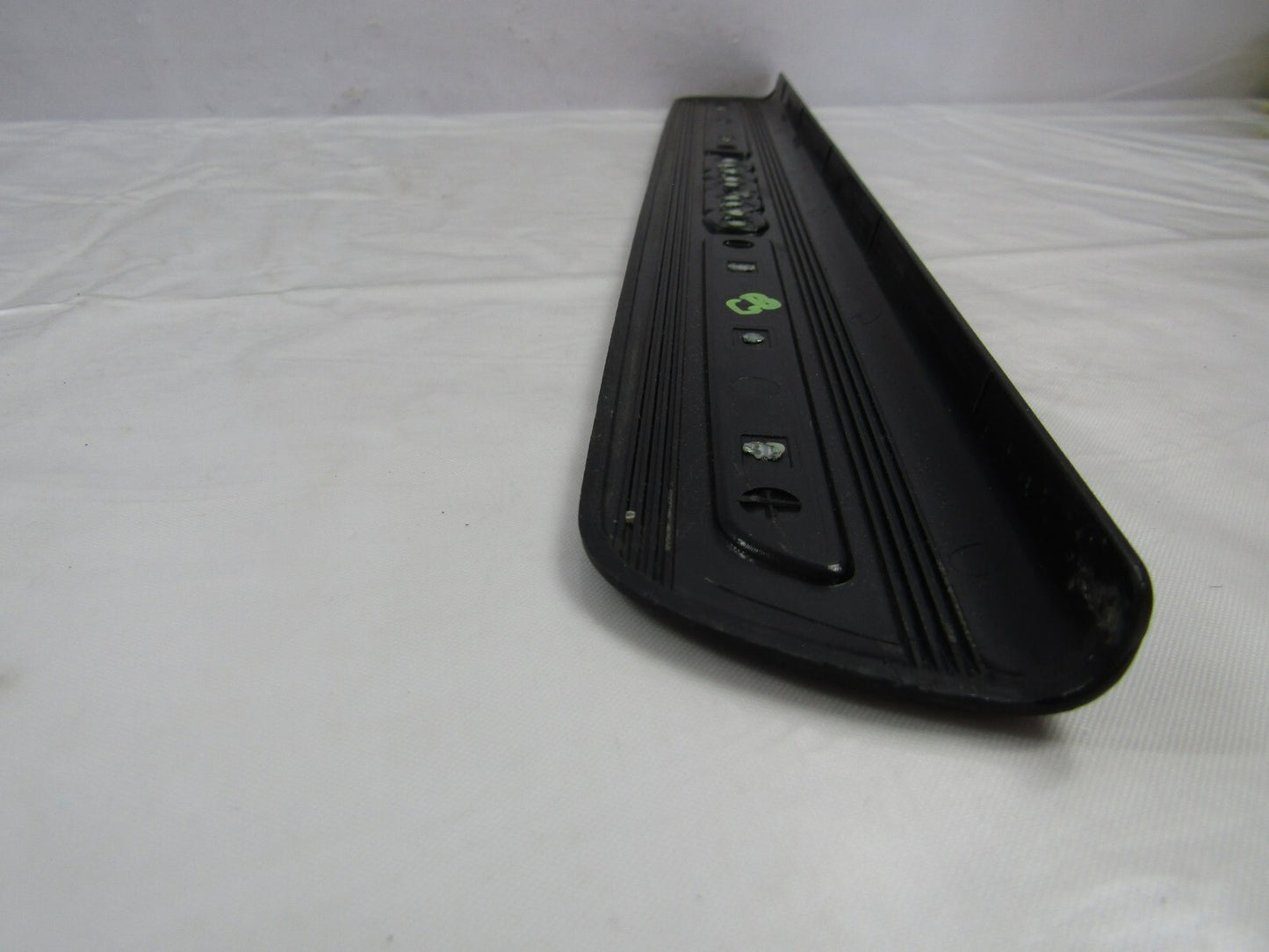 2005-2007 Volvo V50 T5 Door Sill Foot Panel Trim Scuff Plate 08622671 OEM