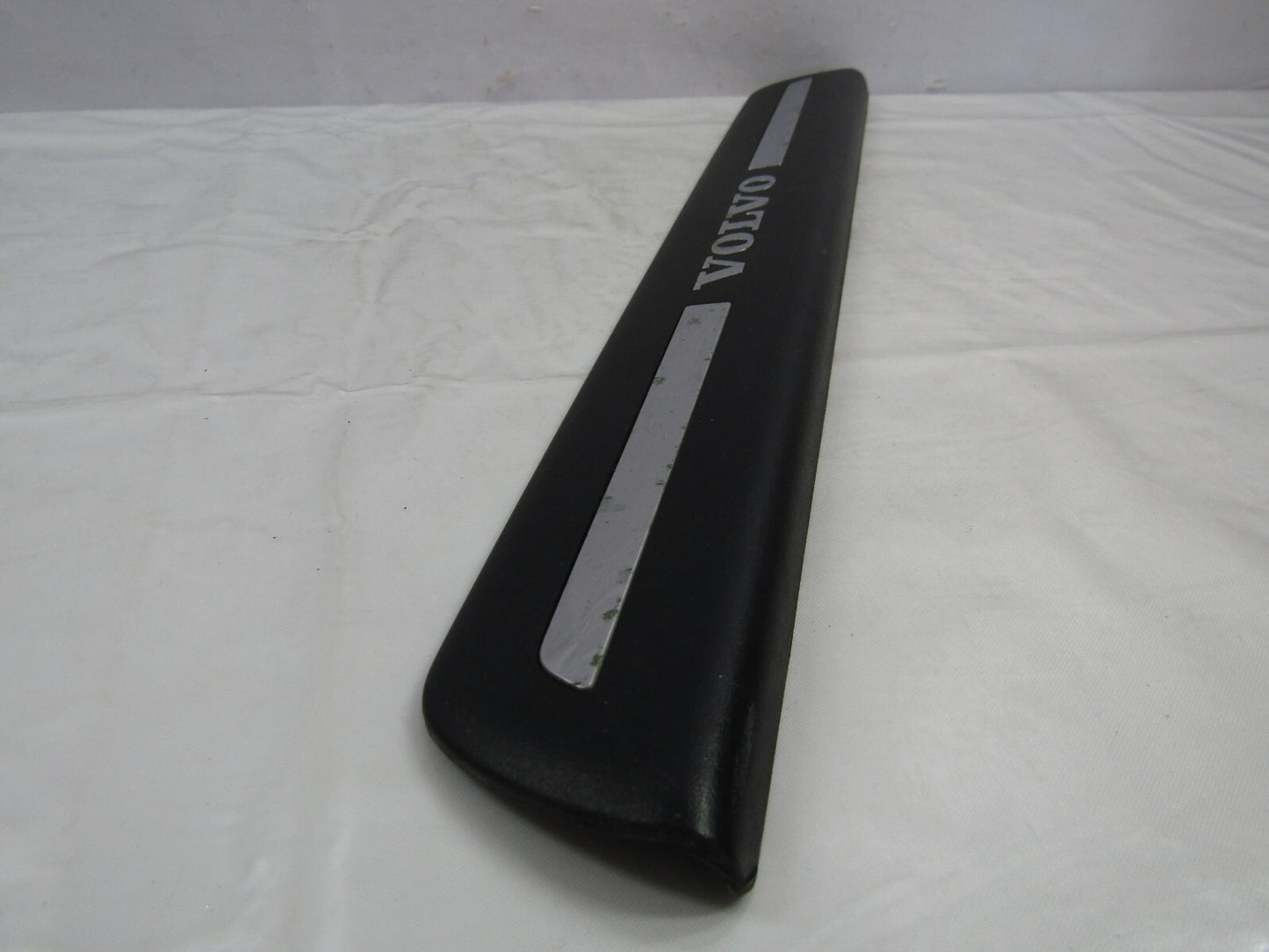 2005-2007 Volvo V50 T5 Door Sill Foot Panel 08622671 Trim OEM