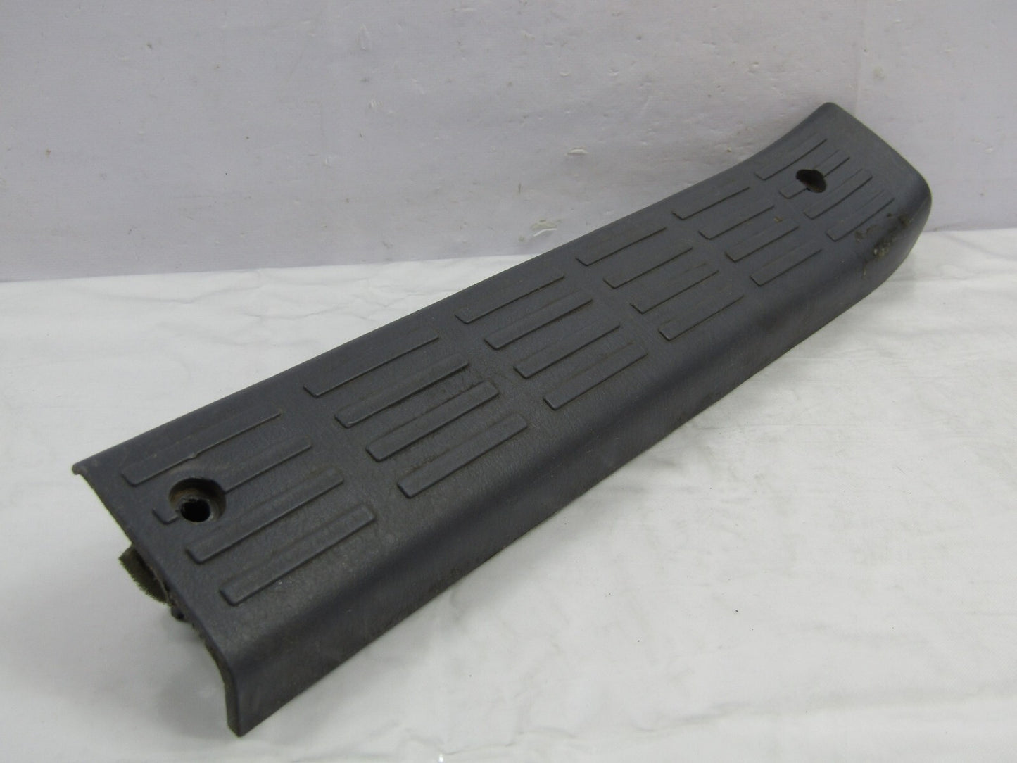 1996-2002 Toyota 4Runner Right Rear Door Sill Scuff Plate Trim OEM