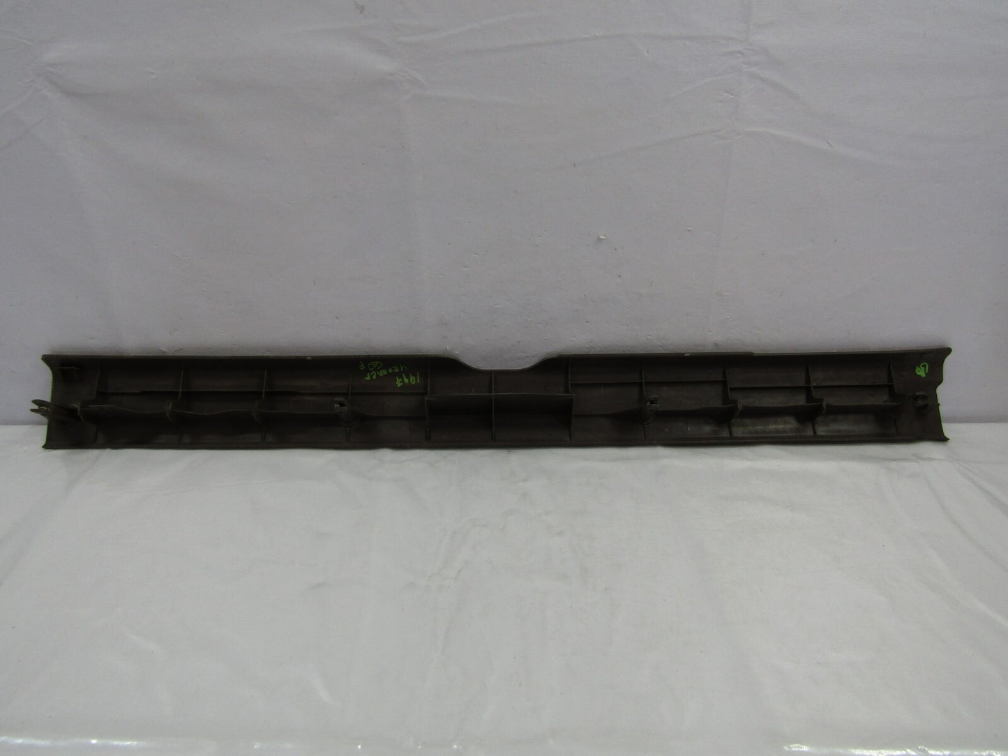 1996-2002 Toyota 4Runner Front Right Door Sill Scuff Plate Trim OEM