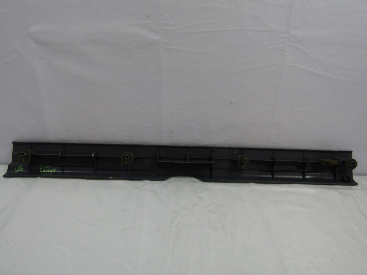 1996-2002 Toyota 4Runner Front Right Door Sill Scuff Plate Trim OEM 67913-35010