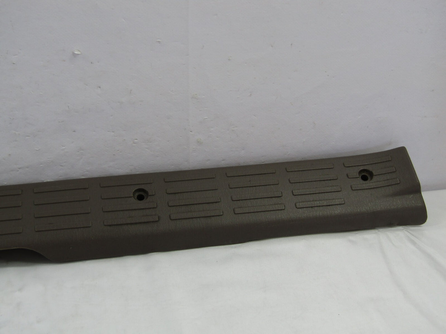 1996-2002 Toyota 4Runner Front Right Door Sill Scuff Plate Trim OEM