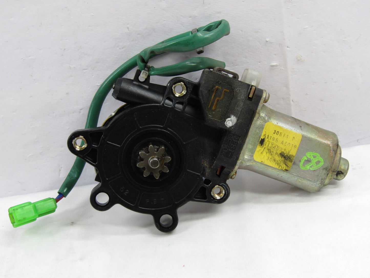 2000-2004 Subaru Legacy Outback Front Left Power Door Window Motor OEM