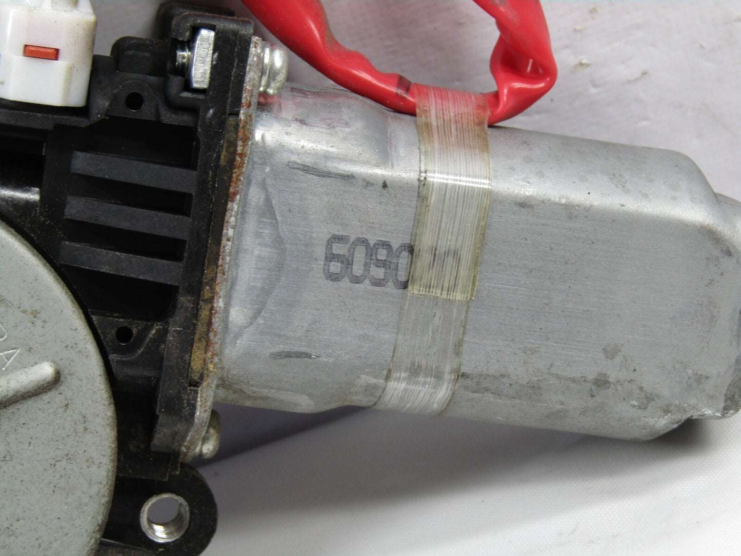 2002-2007 Subaru Impreza Front Right Power Window Motor Station Wagon