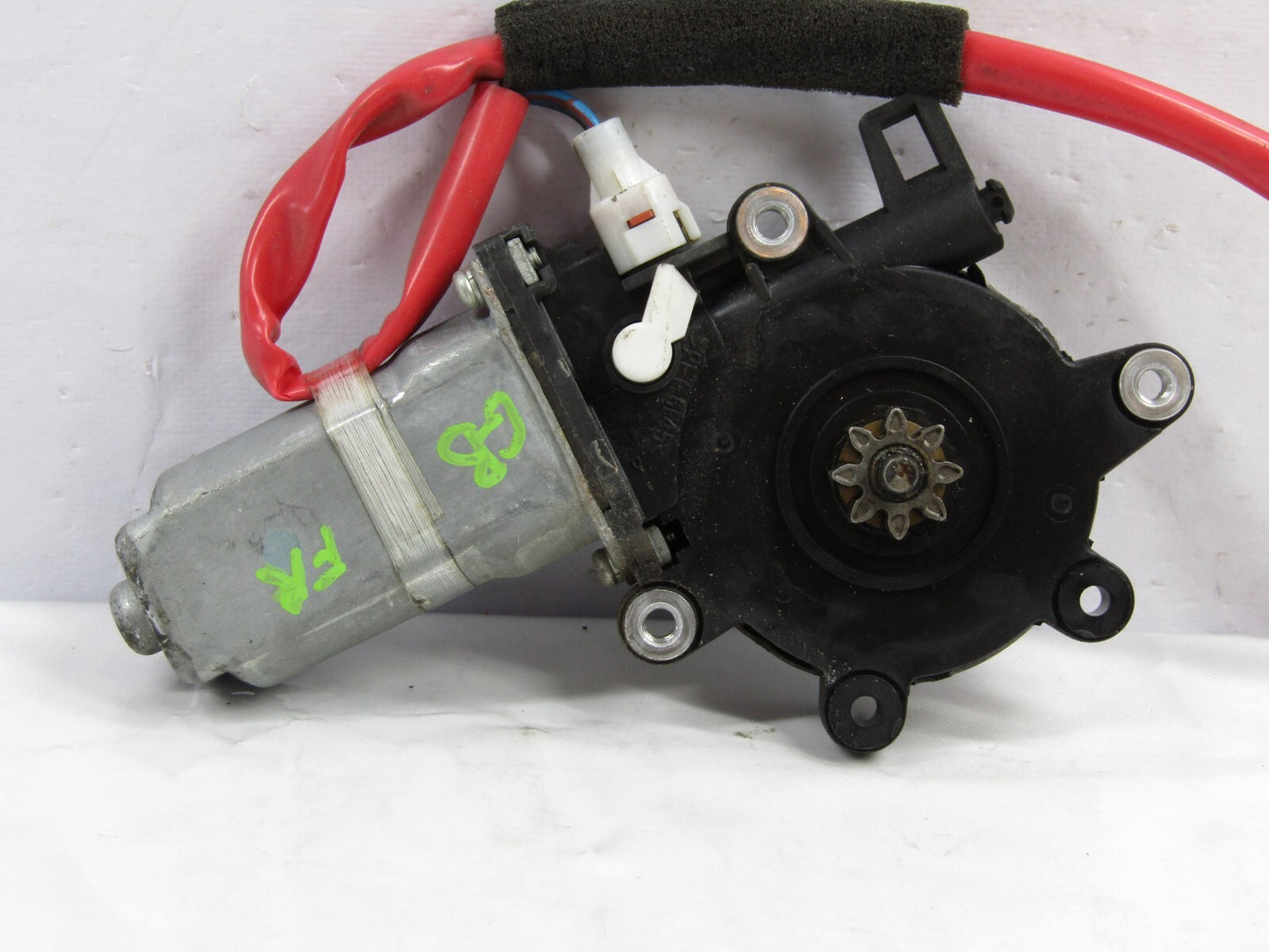 2002-2007 Subaru Impreza Front Right Power Window Motor Station Wagon