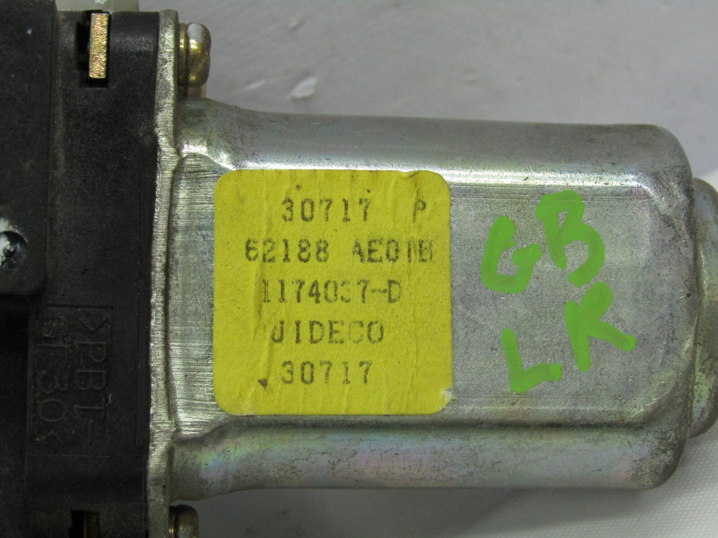 2000-2004 Subaru Legacy Outback Left Rear Power Door Window Motor OEM
