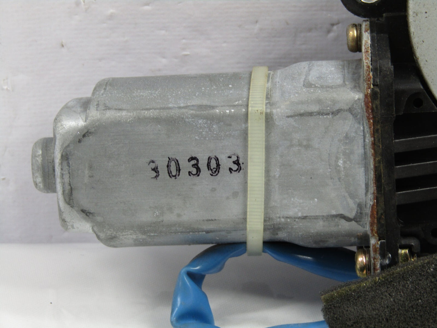2002-2007 Subaru Impreza Front Right Power Window Motor Station Wagon OEM