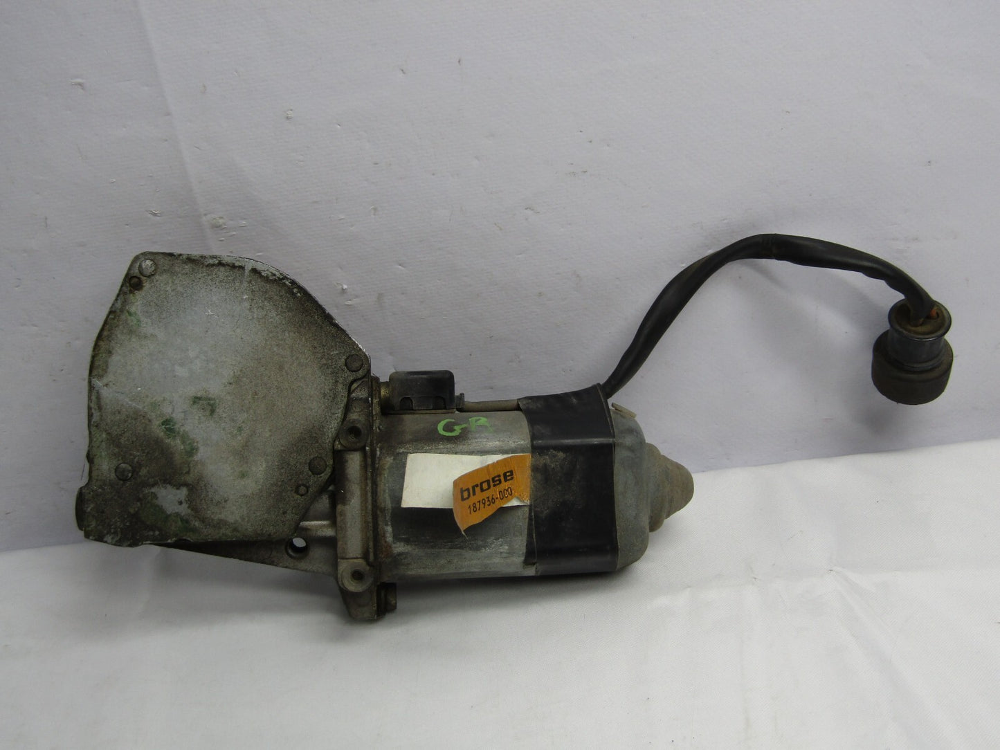 1995-2004 Land Rover Discovery Right Side Rear Power Window Motor OEM