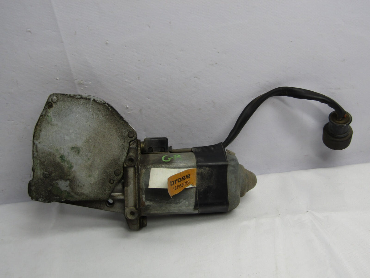 1995-2004 Land Rover Discovery Right Side Rear Power Window Motor OEM