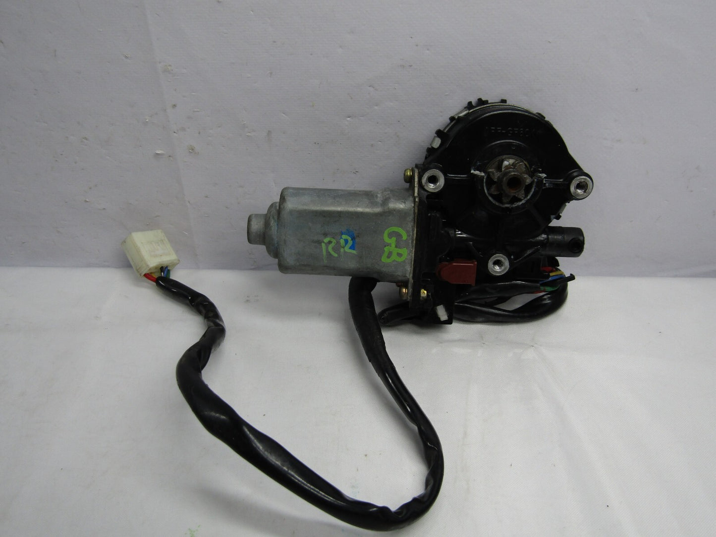 1999-2003 Lexus RX300 Rear Right RH Window Motor 85720-48040 OEM