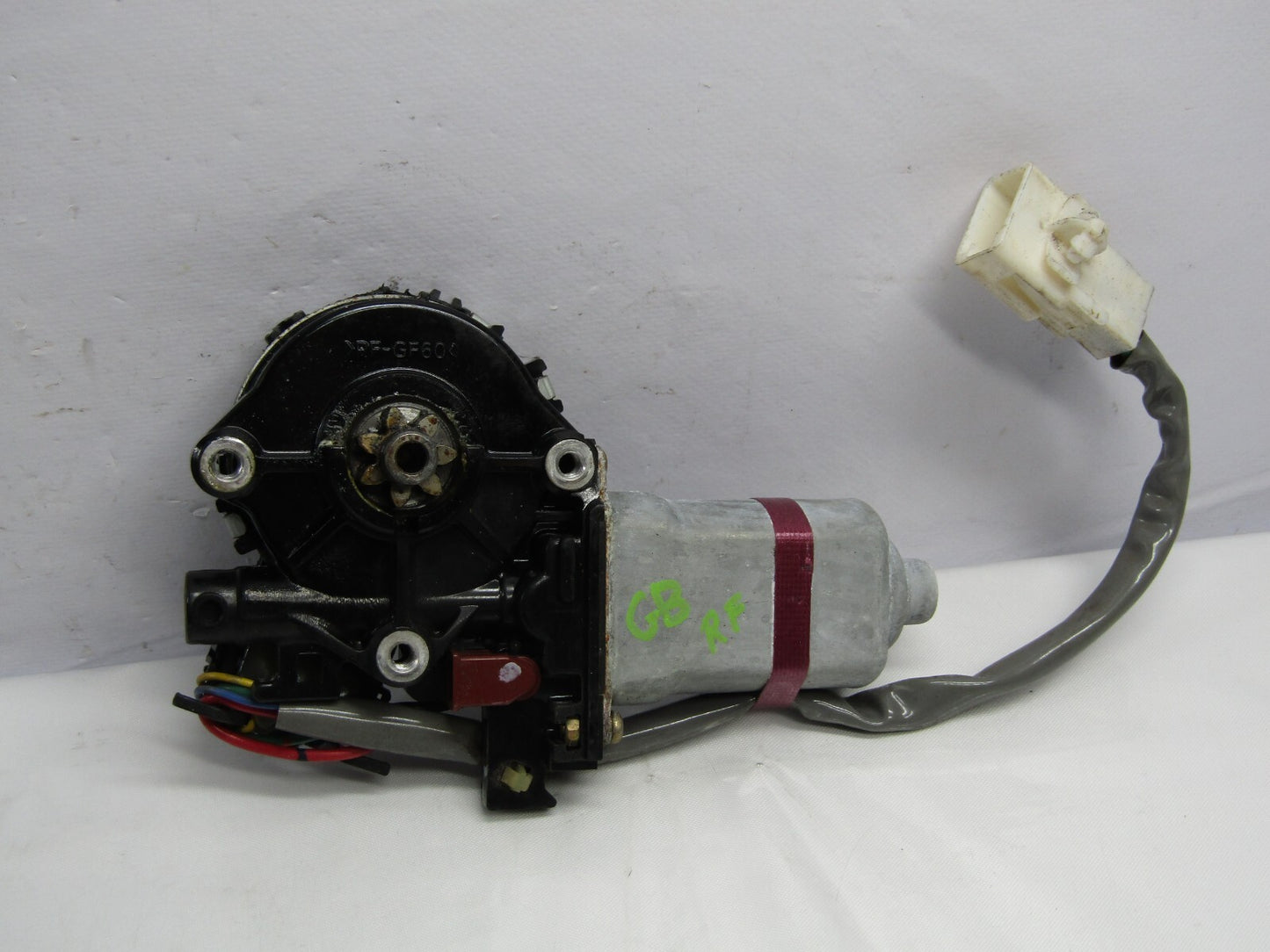 2001-2007 Toyota Sequoia Front Right Window Motor OEM