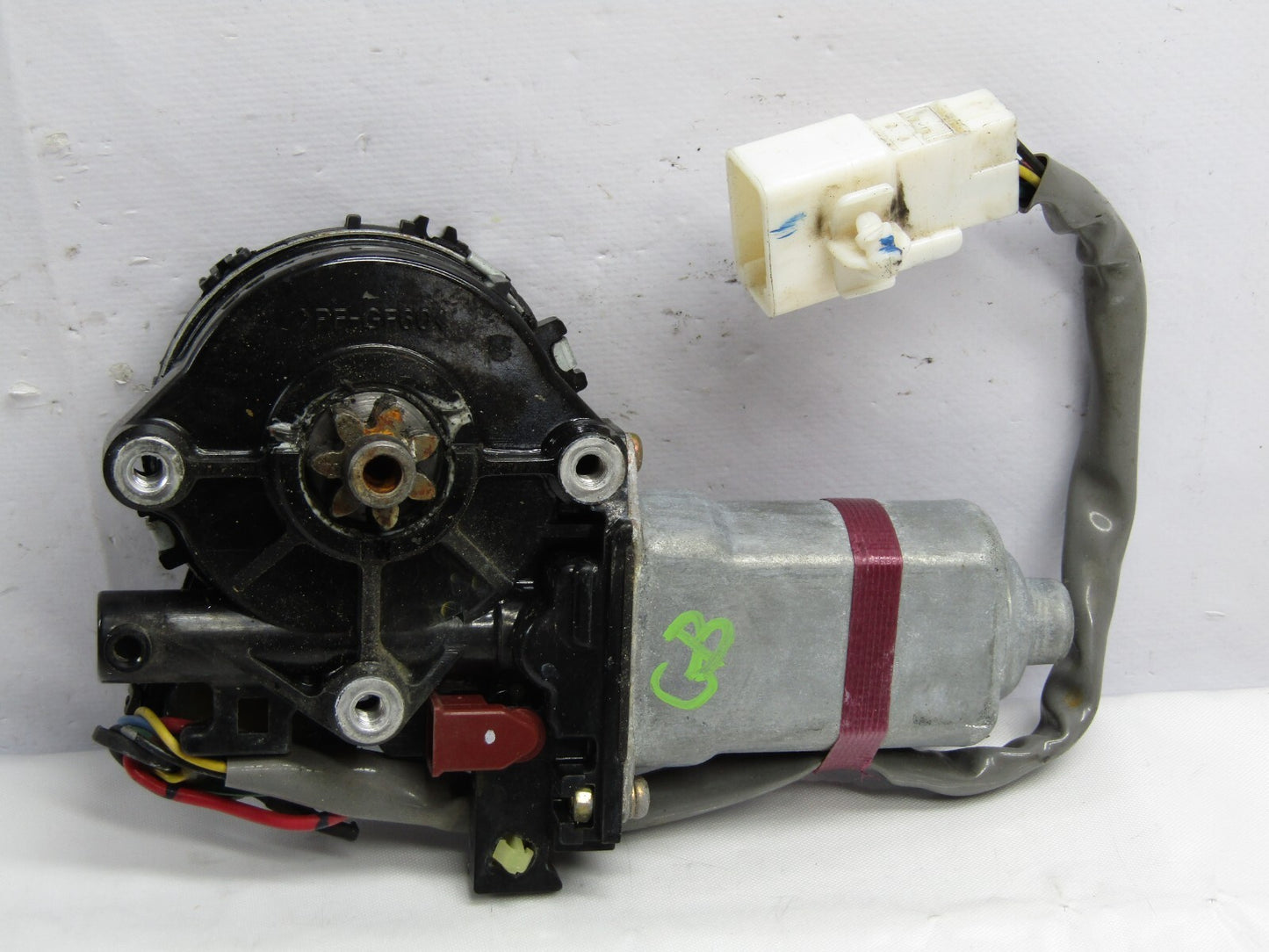 2001-2007 Toyota Sequoia Front Right Window Motor OEM