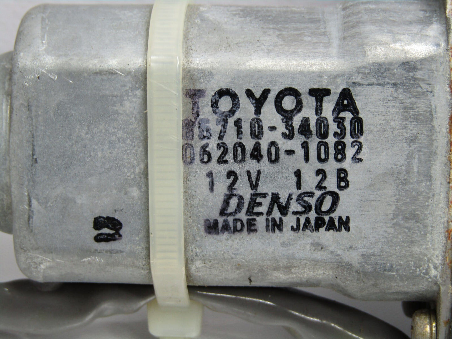 2001-2007 Toyota Sequoia Front Right Window Motor OEM