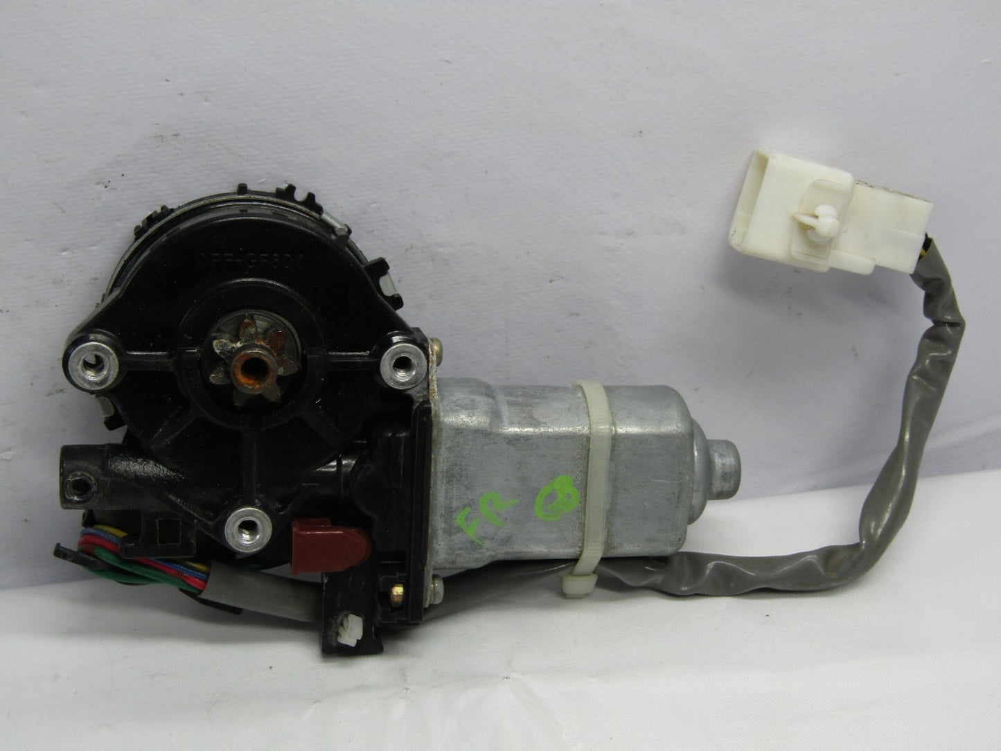 2001-2007 Toyota Sequoia Front Right Window Motor OEM