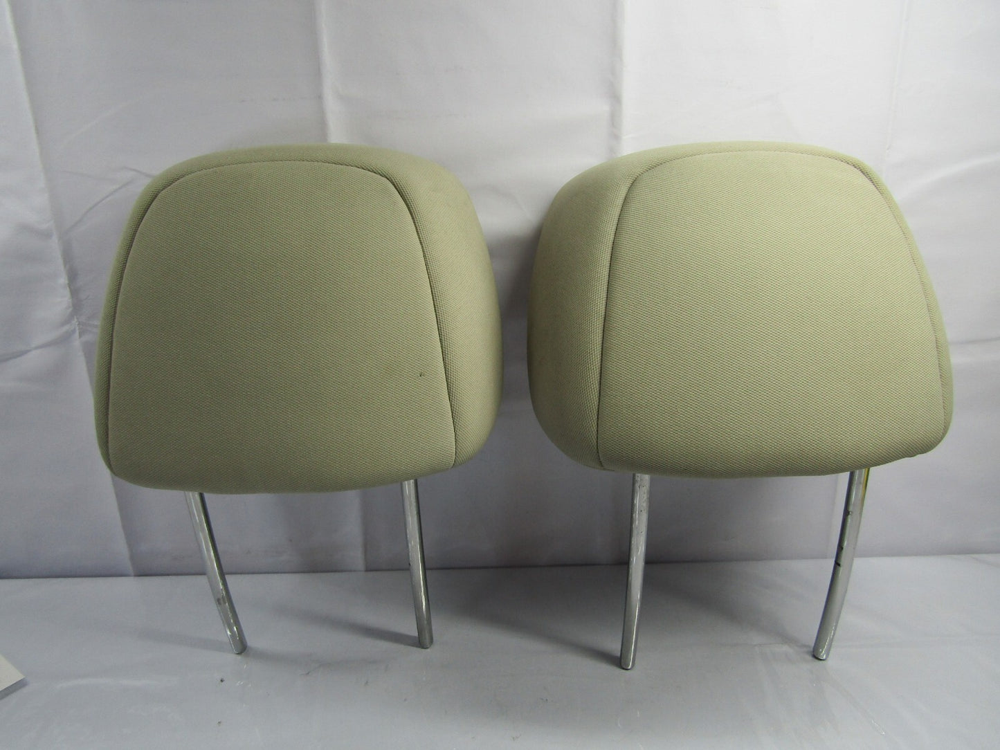 2005-2009 Subaru Legacy Front Head Rest Set Beige Cloth OEM