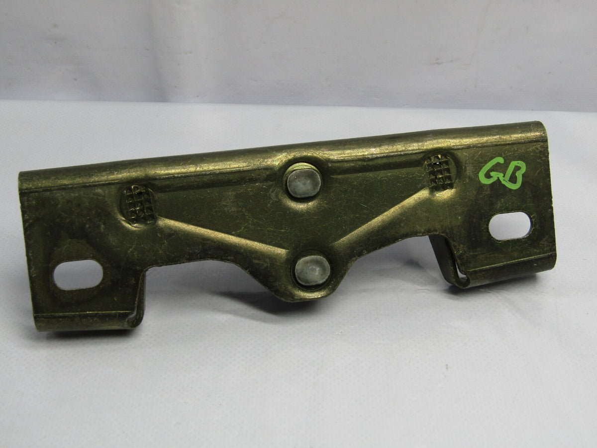 03-07 Volvo XC70 Hatch Tailgate Latch Lock Brace Striker Plate OEM 91878 25 6030