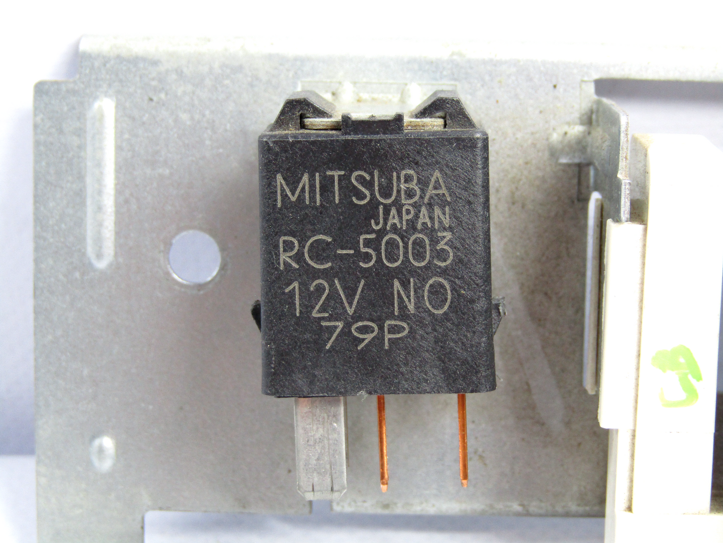 1995-1999 Subaru Legacy Outback Timer Relay Unit 88017FA010 Assembly OEM