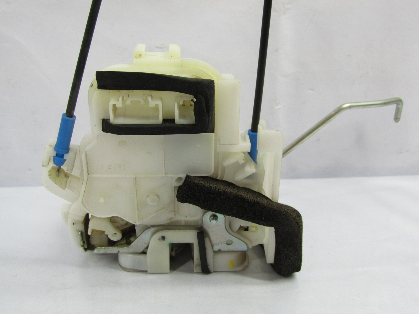 2010-2014 Subaru Outback Front Right Door Latch Lock Actuator OEM