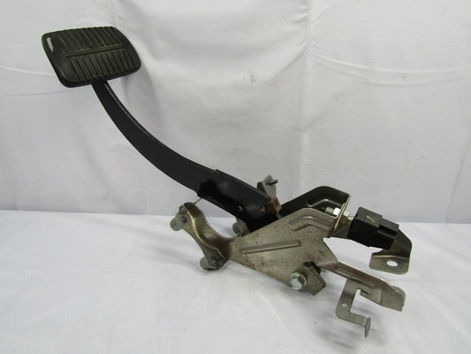 2010-2014 Subaru Outback Legacy Brake Pedal 9925AB Assembly OEM
