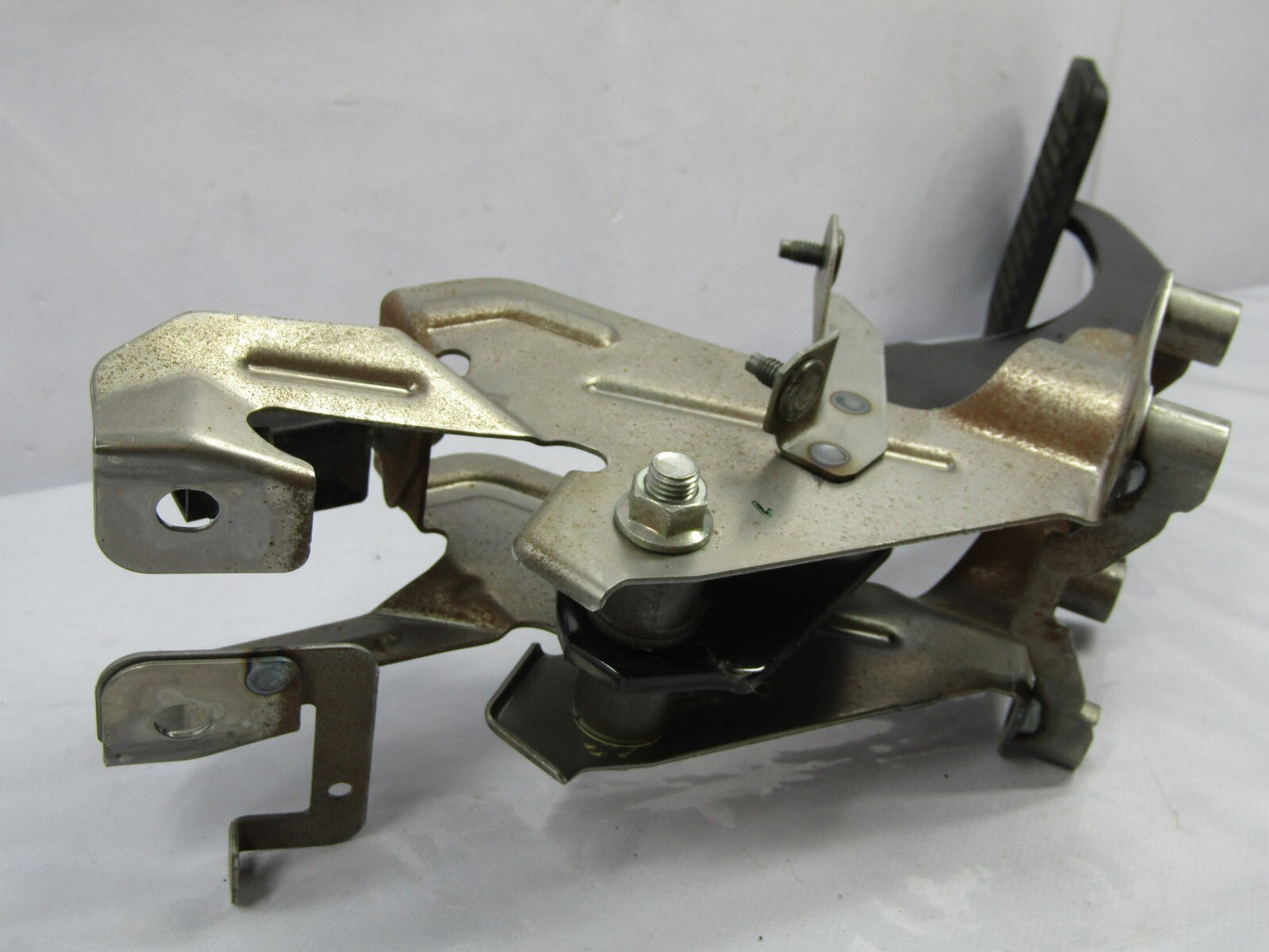 2010-2014 Subaru Outback Legacy Brake Pedal 9925AB Assembly OEM