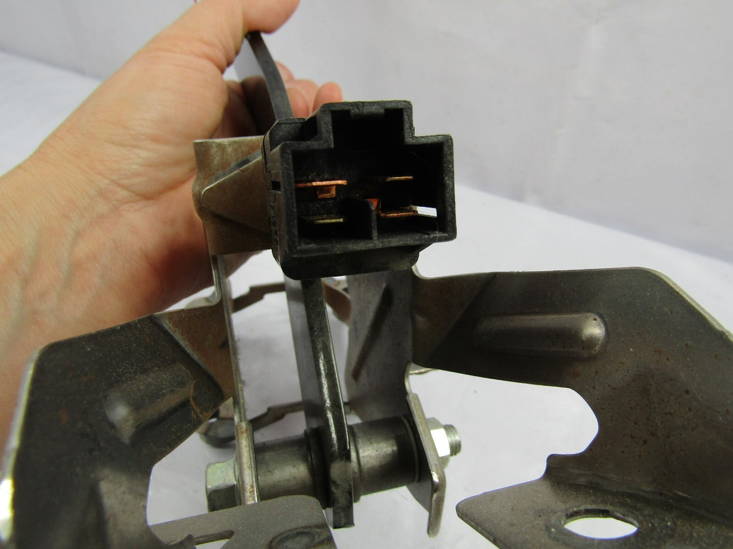2010-2014 Subaru Outback Legacy Brake Pedal 9925AB Assembly OEM