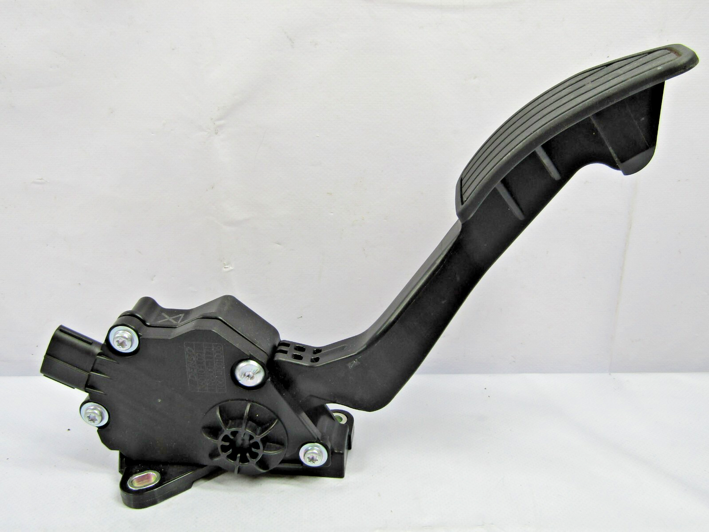 2017-2022 Subaru Impreza Gas Accelerator Pedal 36010FL021 OEM