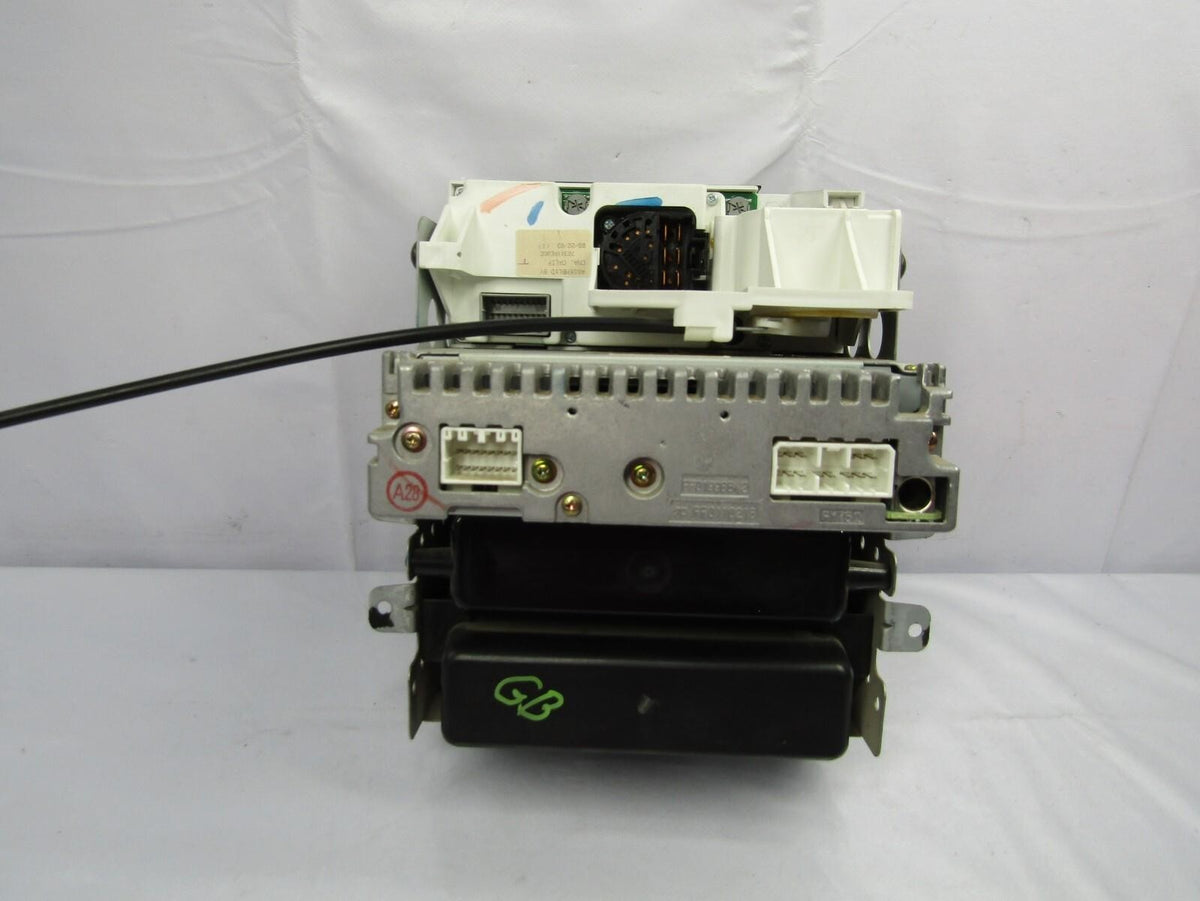 00-04 Subaru Legacy Outback MP3 Stereo Radio Climate Control Dash Assembly OEM