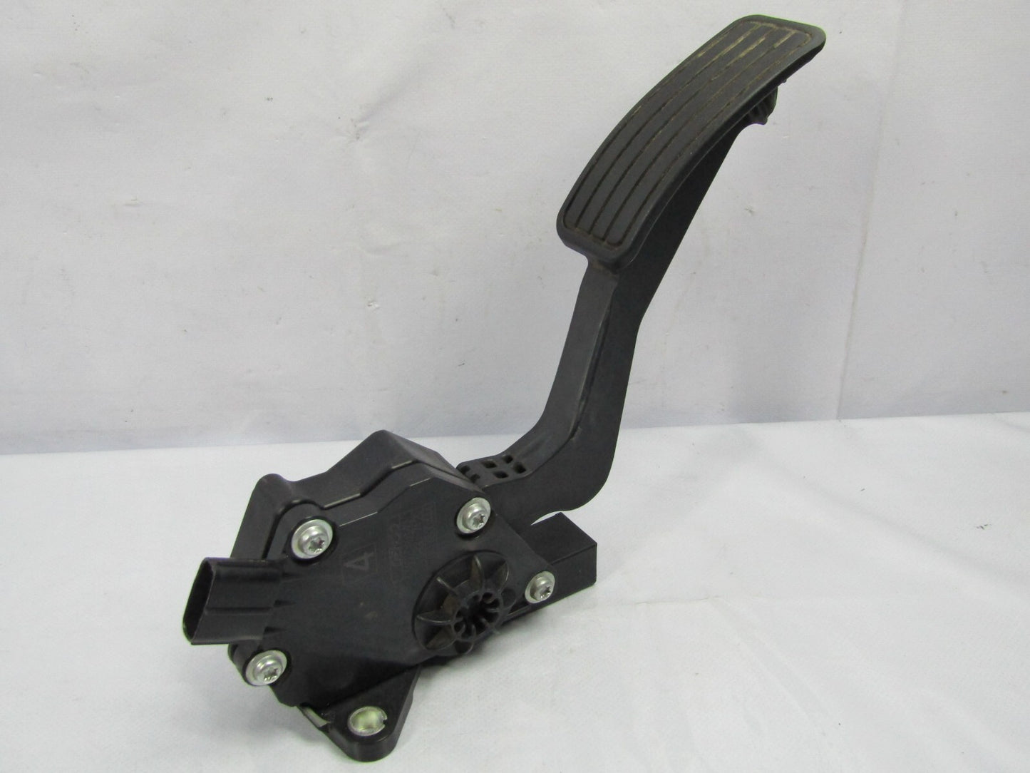 2009-2011 Subaru Impreza Gas Accelerator Pedal 36010AG140 OEM