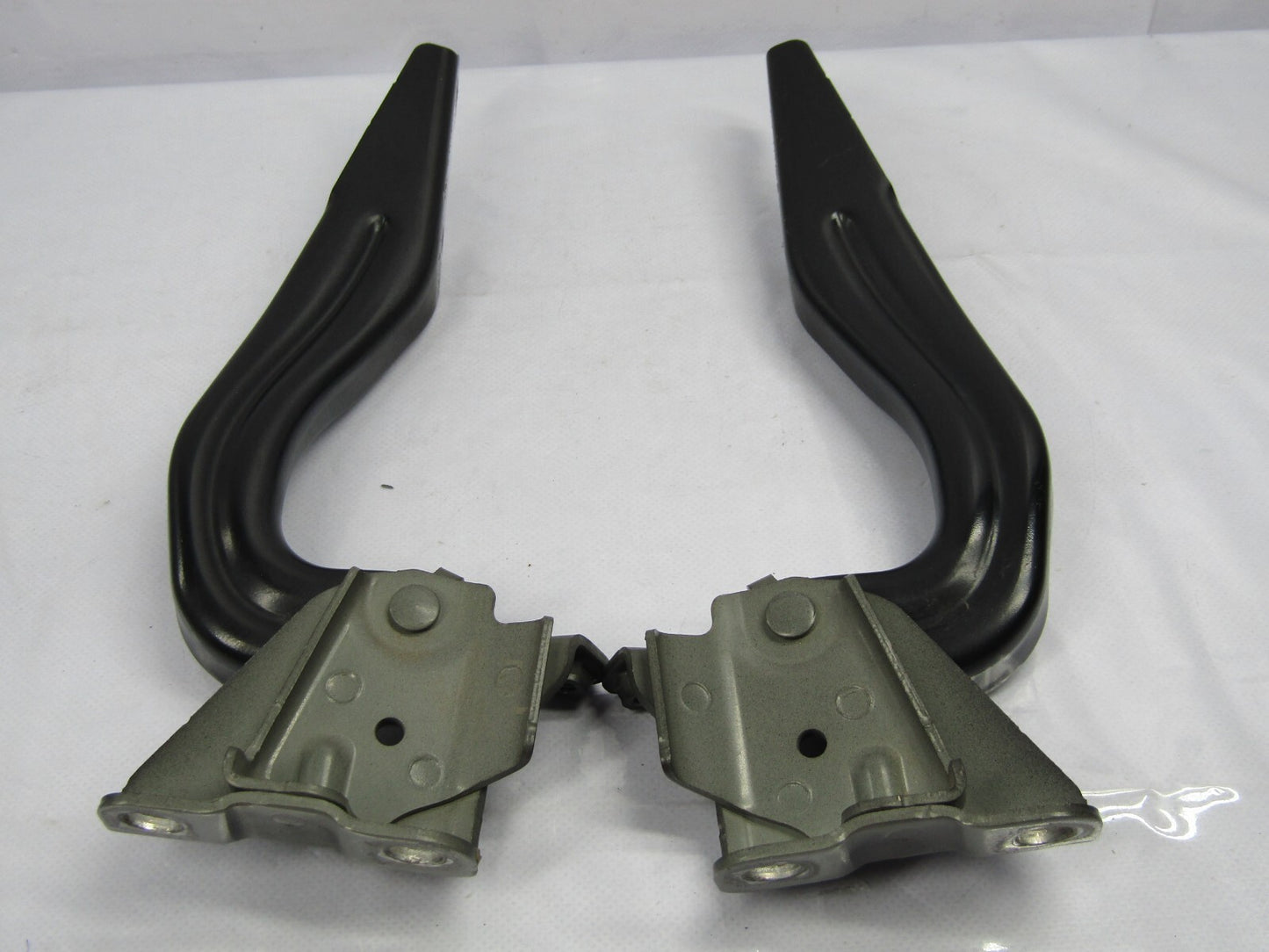 2014-2018 Subaru Forester Front Hood Hinge Bracket Set Right and Left Hinge OEM