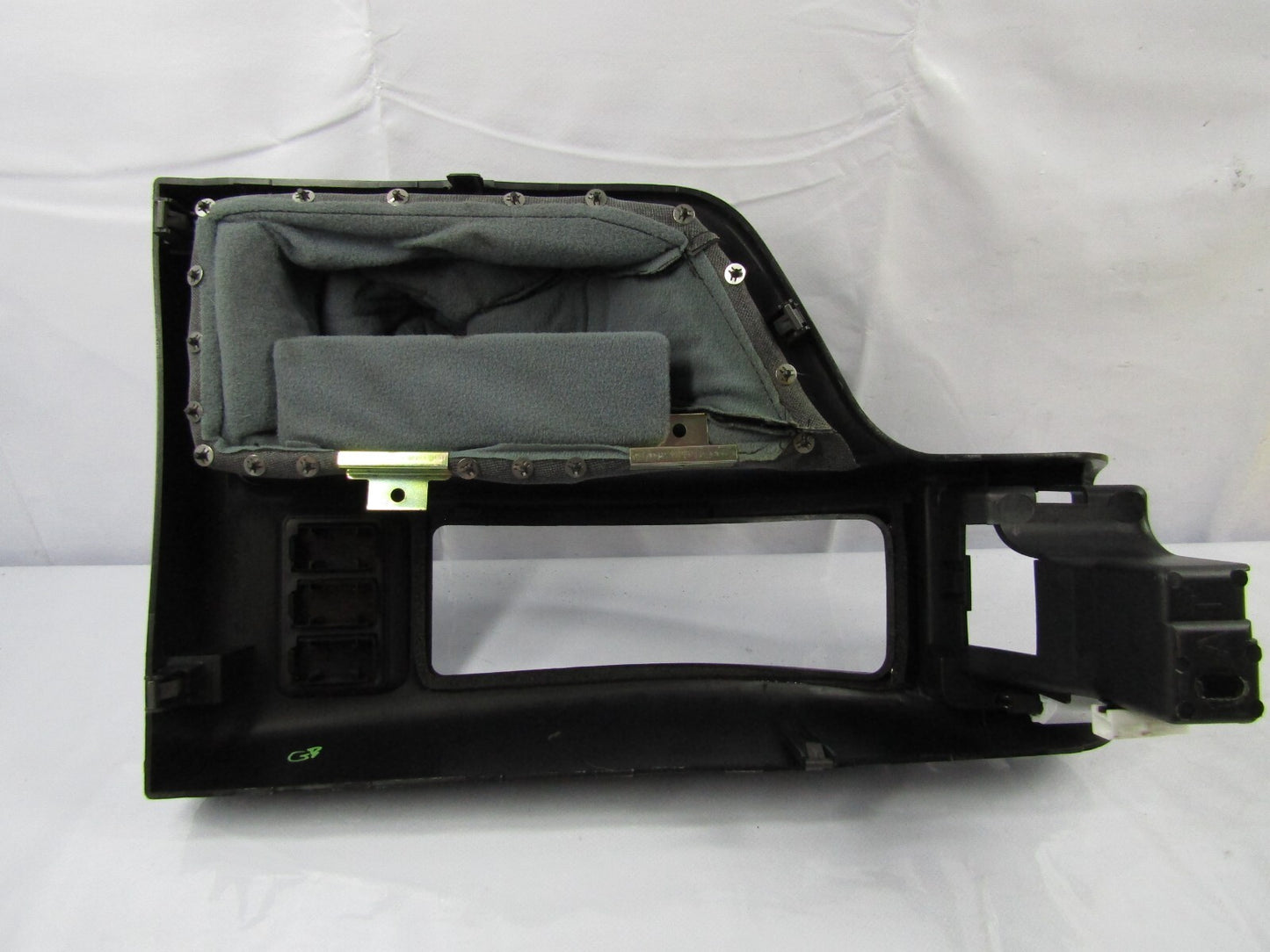 1996-2000 Nissan Pathfinder Shift Drive Black Bezel Assembly Trim OEM