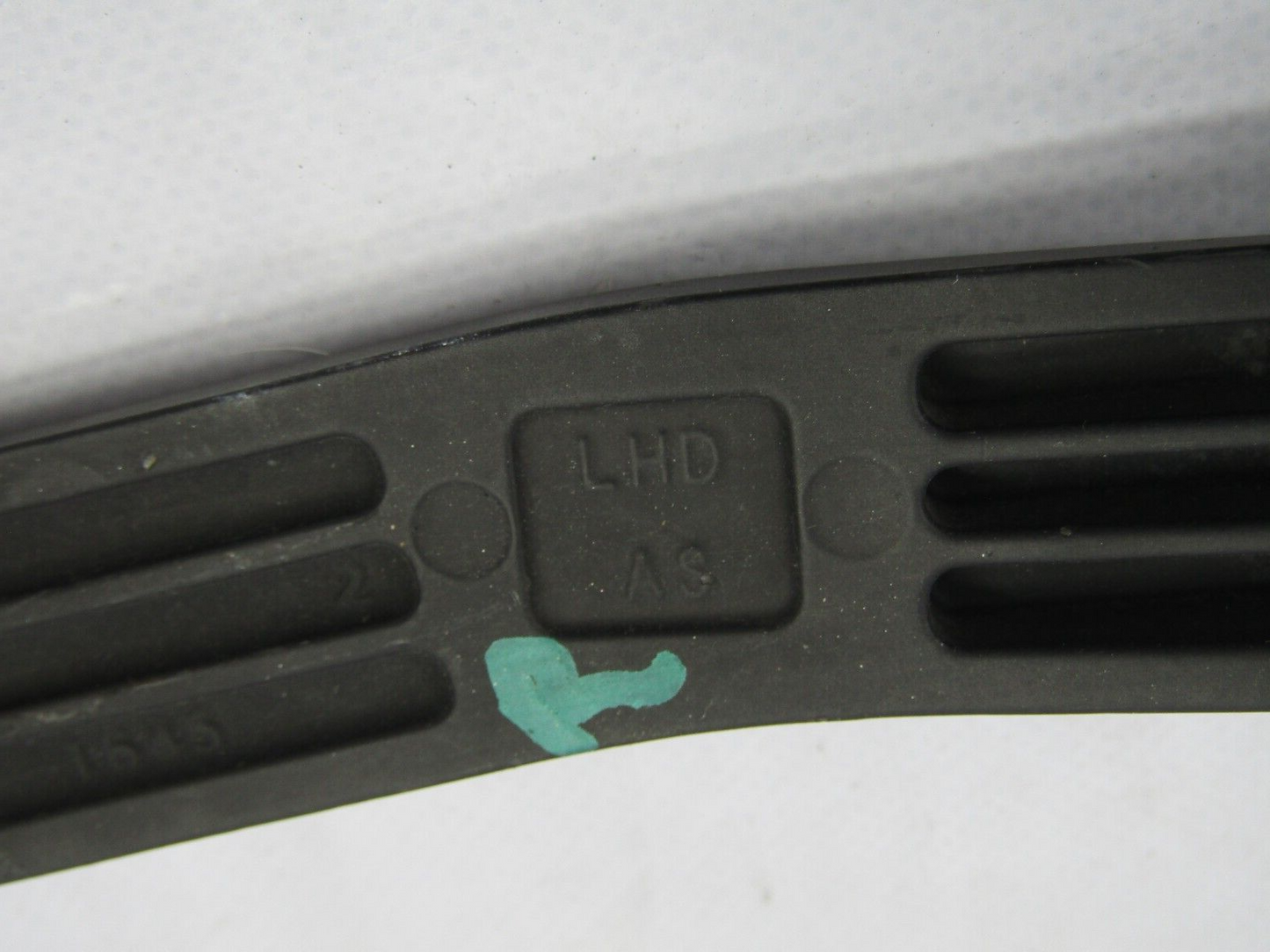 2002-2007 Subaru Impreza Outback Sport Right Windshield Wiper Arm OEM