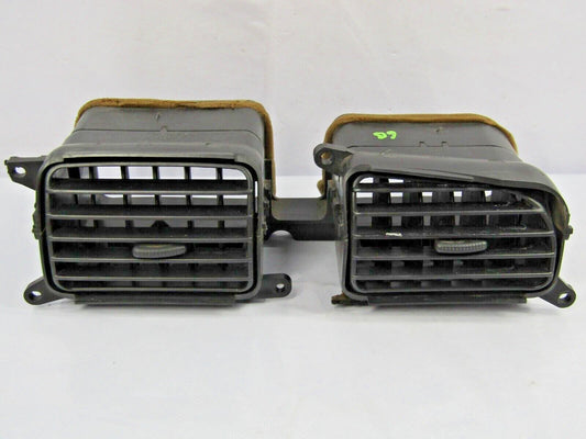 2000-2004 Subaru Outback Legacy A/C Center Heater Air Vent OEM