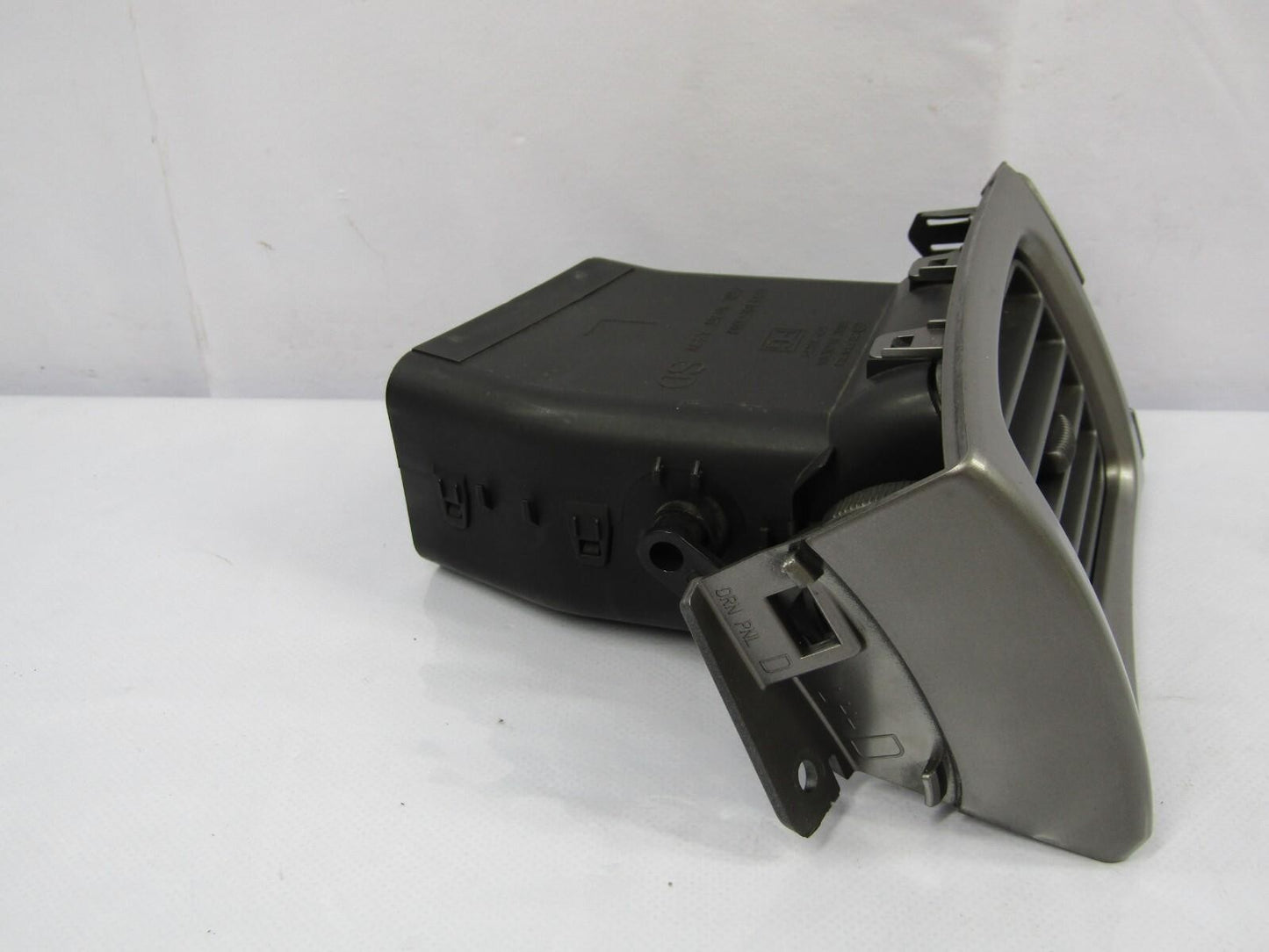 2008-2011 Subaru Impreza Dash Heater AC Vent Left LH 66110FG010 OEM