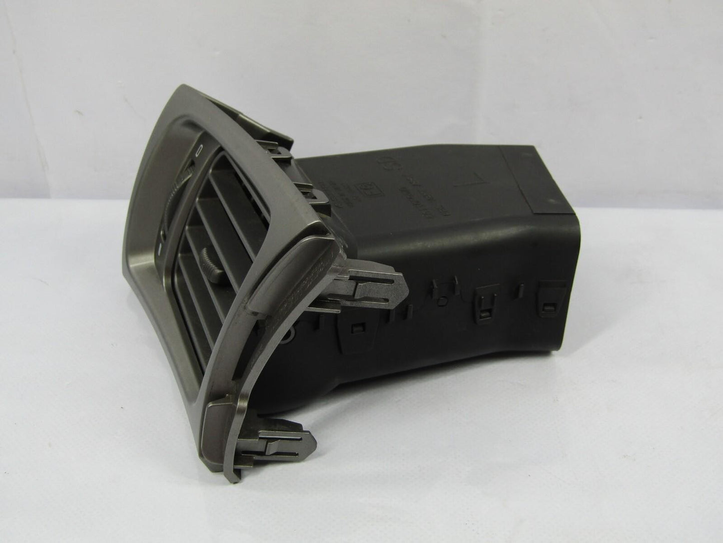 2008-2011 Subaru Impreza Dash Heater AC Vent Left LH 66110FG010 OEM