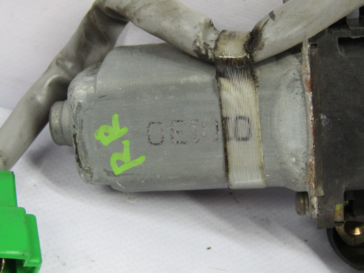 2000-2004 Subaru Impreza Rear Right Door Power Window Motor OEM