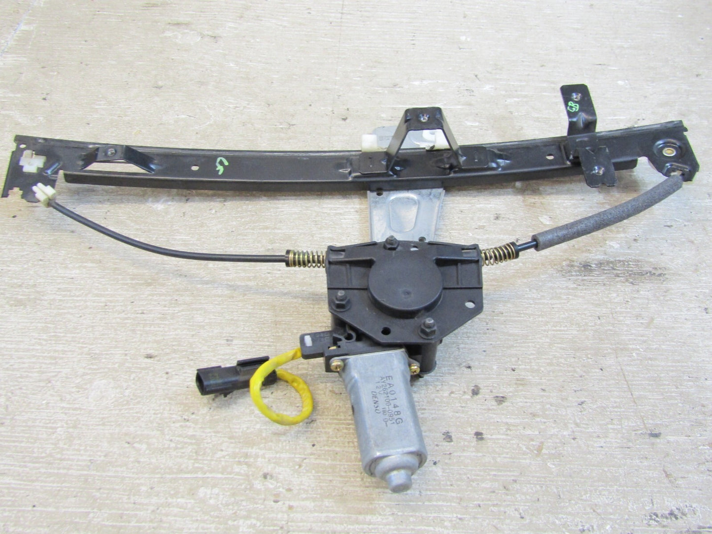 1999-2004 Jeep Grand Cherokee Front Left Window Regulator with Motor OEM
